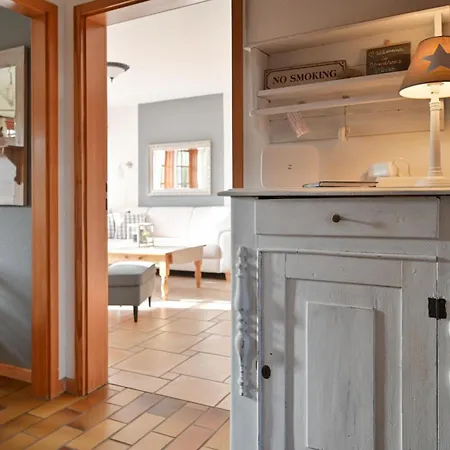 Casa de Férias Strandhaus Luise Kellenhusen